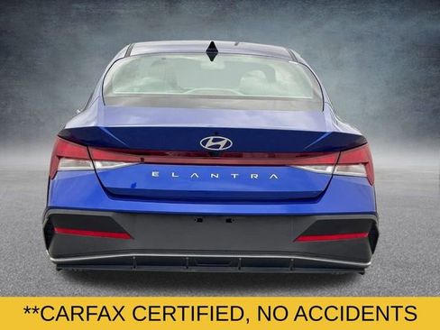 Used 2024 Hyundai Elantra SEL image 4