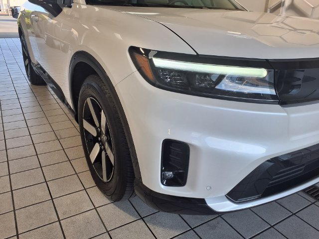 Used 2025 Honda Prologue Touring image 24