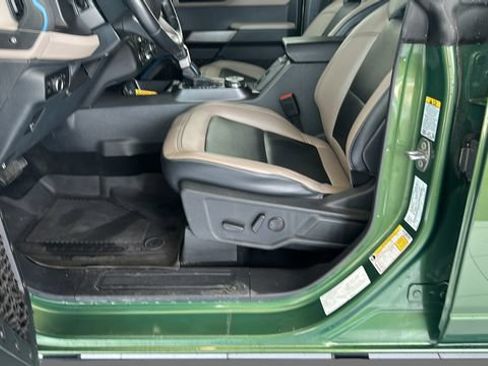 Used 2023 Ford Bronco Wildtrak AWD/4WD image 9