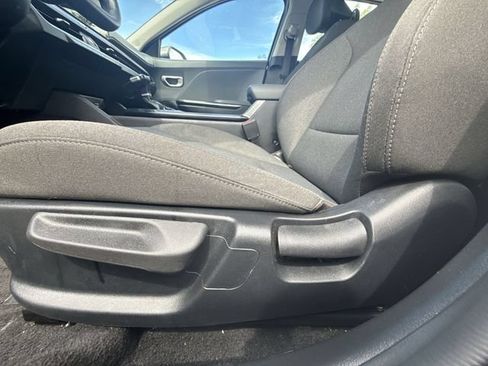 Used 2025 Kia K4 FWD image 12
