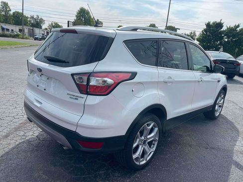 Used 2018 Ford Escape Titanium AWD/4WD image 9
