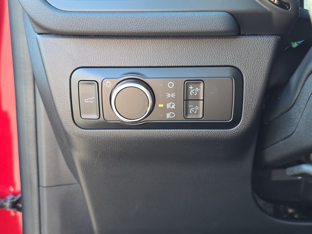 Used 2024 Ford Escape ST-Line w/ Tech Pack #1 FWD image 27
