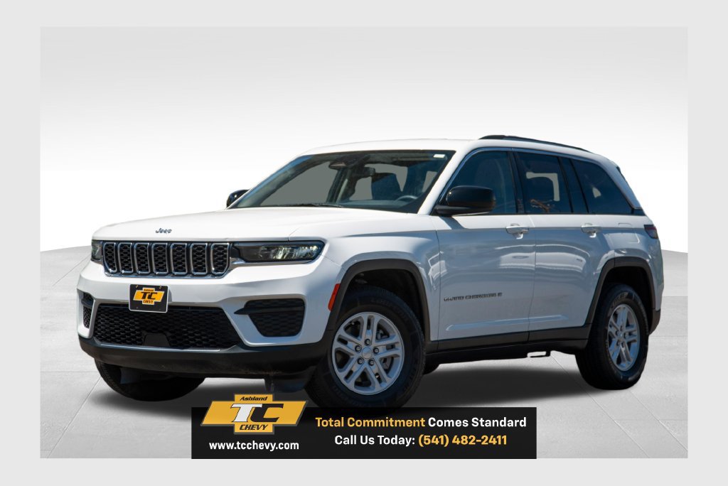Used 2023 Jeep Grand Cherokee Laredo AWD/4WD 360° Tour