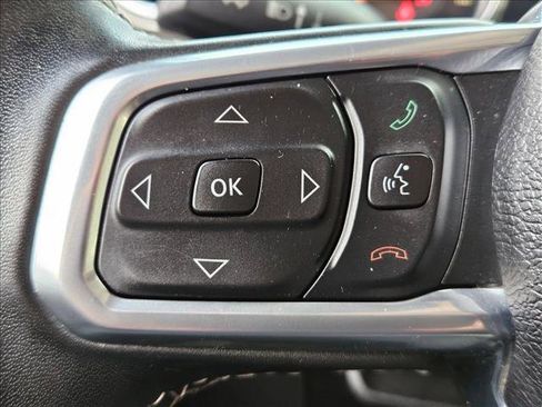 Used 2022 Jeep Wrangler Unlimited Sahara w/ Safety Group AWD/4WD image 13