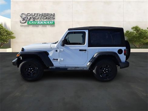 Used 2023 Jeep Wrangler Sport image 2