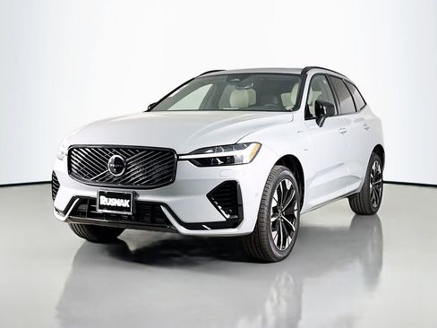 New 2026 Volvo XC60 T8 Plus w/ Protection Package Premier AWD/4WD image 3
