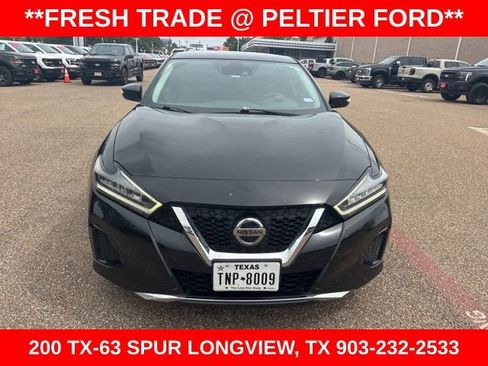 Used 2022 Nissan Maxima SV w/ Floor Mat Group FWD image 2