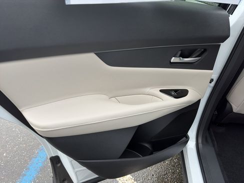 Used 2025 Nissan Murano SV w/ Cargo Package AWD/4WD image 15