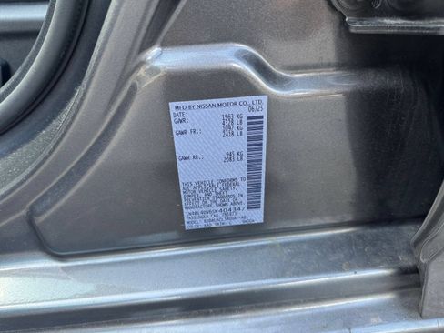 Used 2025 Nissan Altima 2.5 SV FWD image 29
