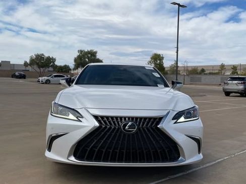 Used 2023 Lexus ES 350 w/ Premium Package FWD image 2