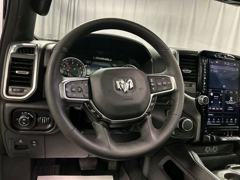 Used 2025 RAM 1500 Big Horn AWD/4WD image 15