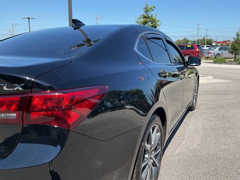 Used 2015 Acura TLX V6 w/ Technology Package FWD image 8