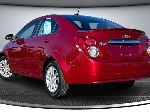 Used 2014 Chevrolet Sonic LT w/ Wheels and Fog Lamp Package image 4