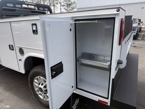 New 2026 Chevrolet Silverado 2500 W/T w/ WT Convenience Package image 18