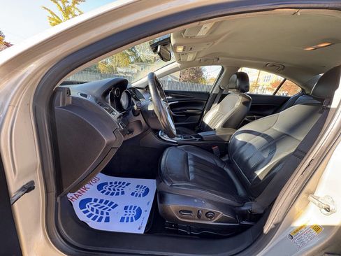 Used 2013 Buick Regal Premium image 17