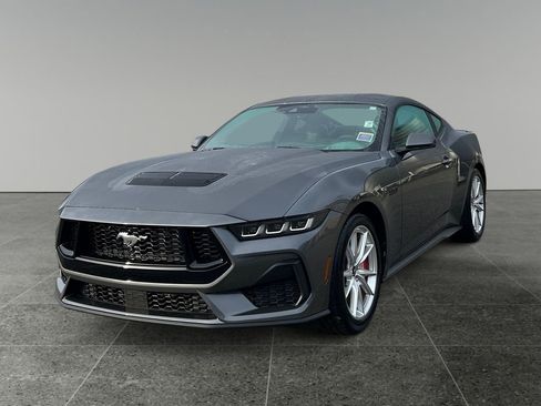 Used 2024 Ford Mustang GT Premium image 3