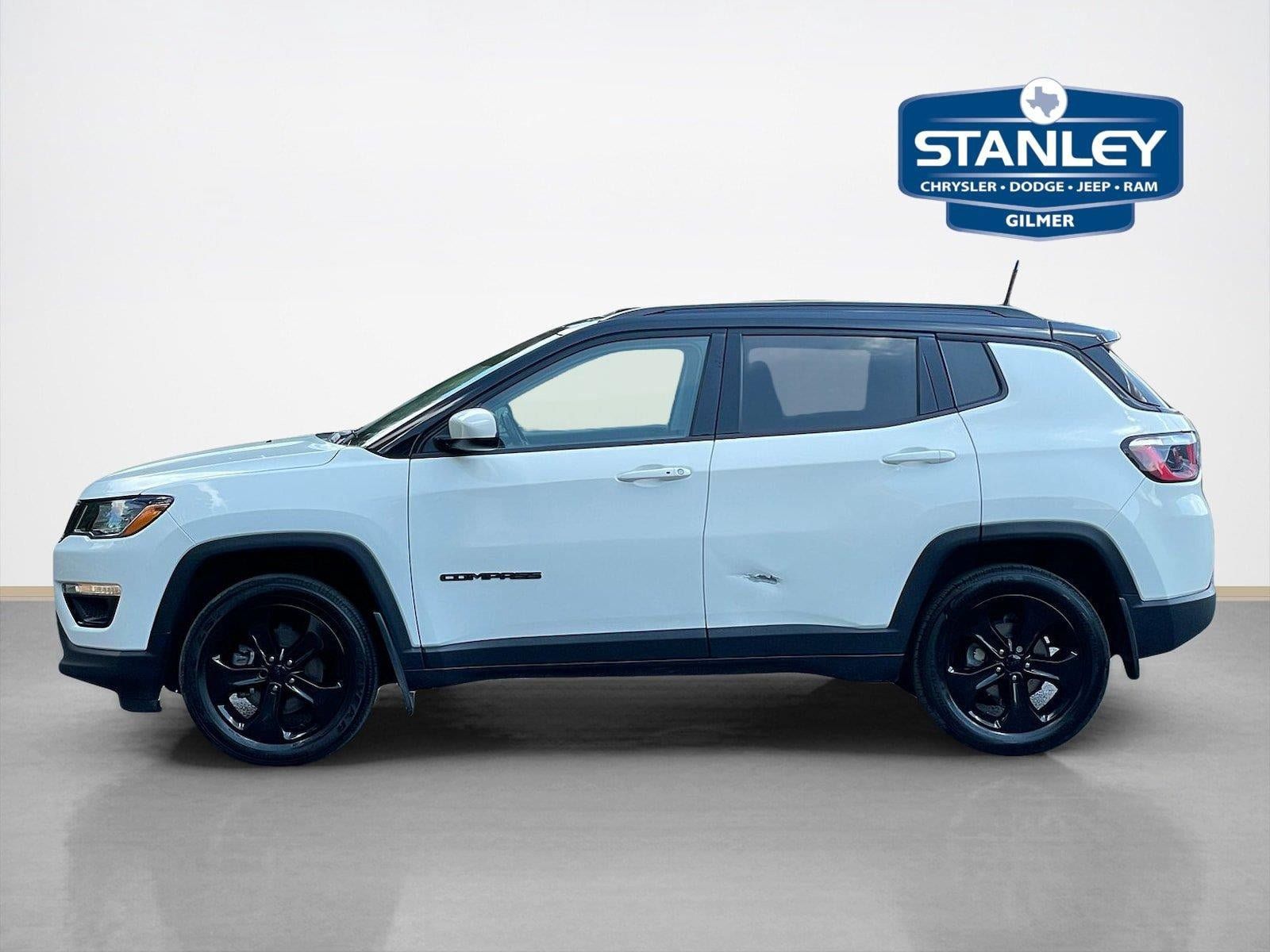 Used 2018 Jeep Compass Latitude w/ Popular Equipment Group AWD/4WD image 4
