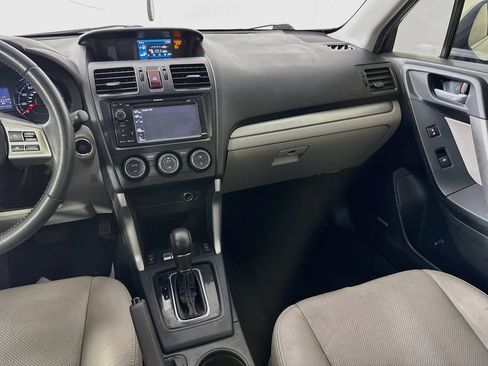 Used 2015 Subaru Forester 2.5i Touring w/ Eyesight & Navigation System AWD/4WD image 29