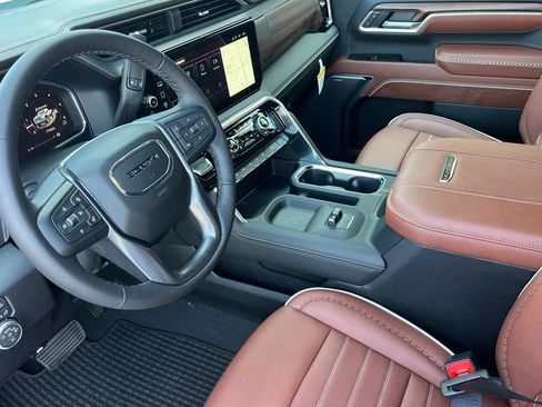 New 2026 GMC Sierra 2500 Denali Ultimate AWD/4WD image 7