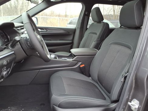 New 2026 Jeep Grand Cherokee L 4WD image 6
