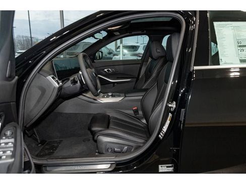 New 2026 BMW 330i xDrive Sedan w/ Convenience Package AWD/4WD image 58