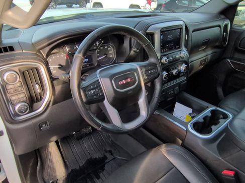 Used 2019 GMC Sierra 1500 SLT image 2