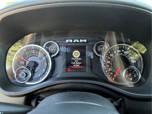 Used 2025 RAM 1500 Big Horn AWD/4WD image 21