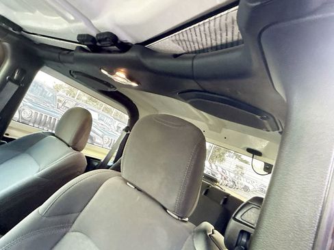 Used 2022 Jeep Wrangler Willys image 20