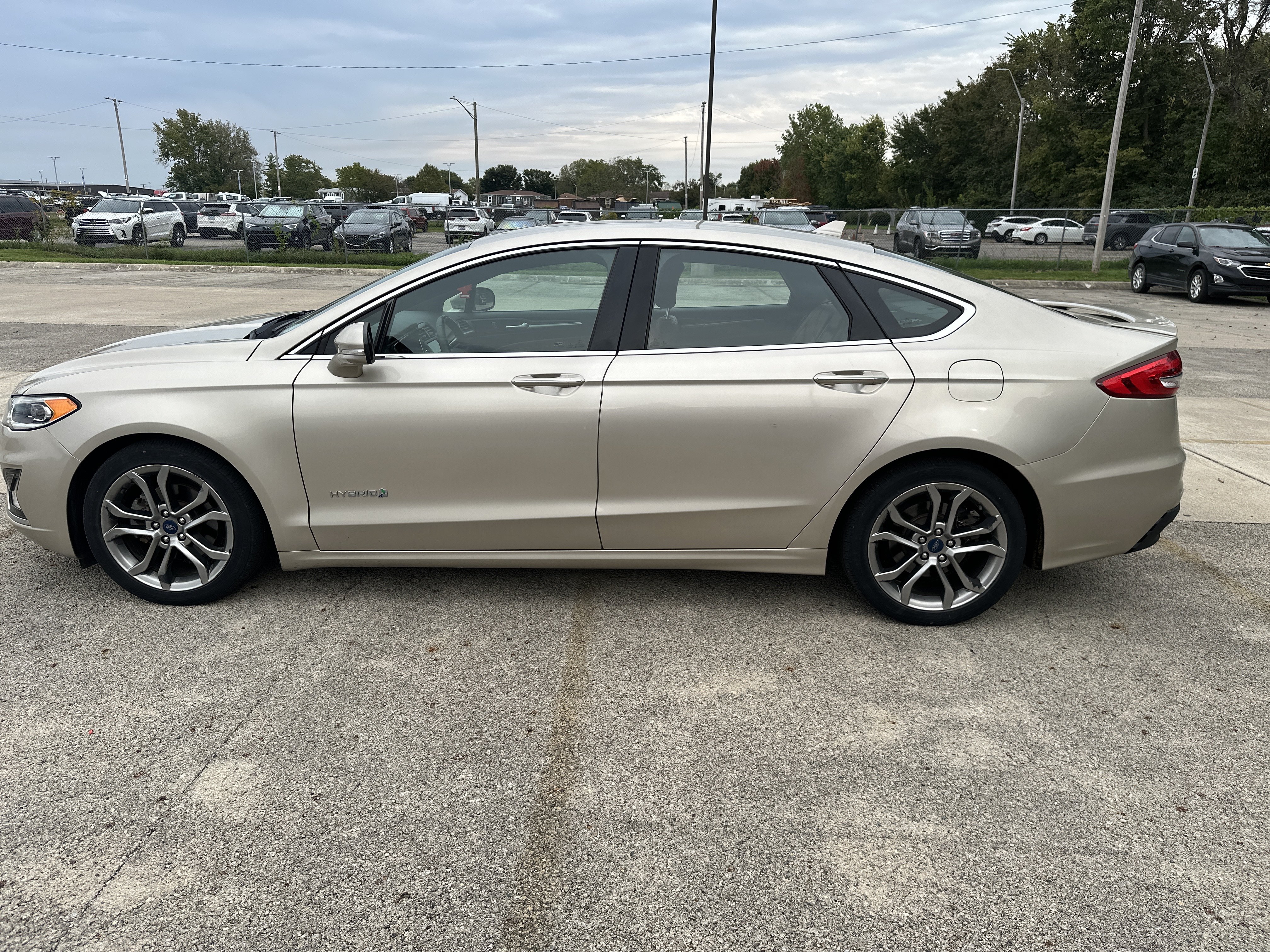 Used 2019 Ford Fusion Titanium FWD image 1
