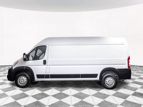 Used 2023 RAM ProMaster 2500 FWD image 7