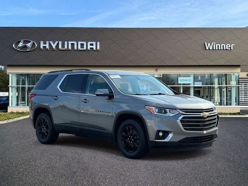 Used 2019 Chevrolet Traverse LT FWD image 6