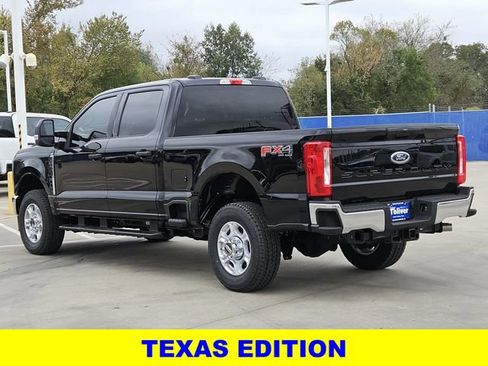New 2026 Ford F250 XLT w/ FX4 Off-Road Package image 7