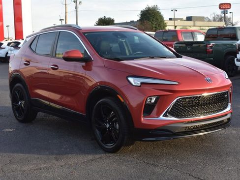 Used 2024 Buick Encore GX Sport Touring w/ Comfort Package image 3