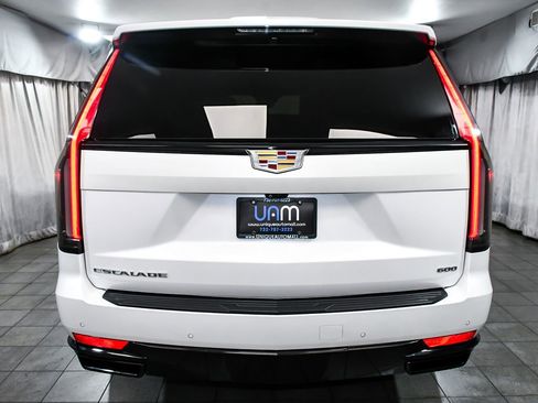 Used 2023 Cadillac Escalade ESV Sport Platinum AWD/4WD image 5
