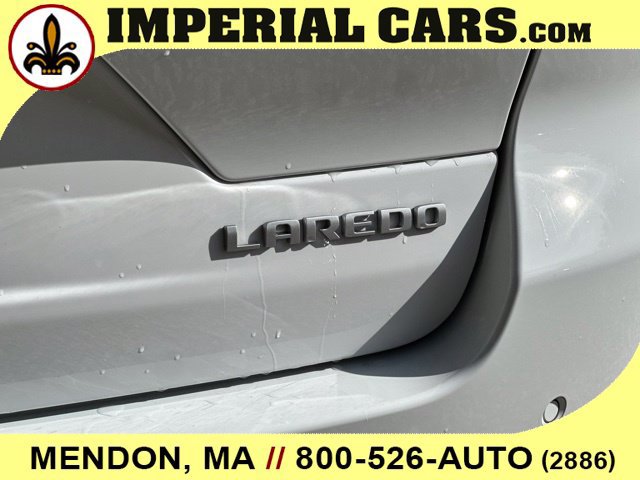 New 2027 Jeep Grand Cherokee Laredo X AWD/4WD image 11