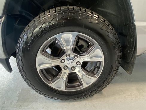 Used 2024 RAM 1500 Laramie image 45