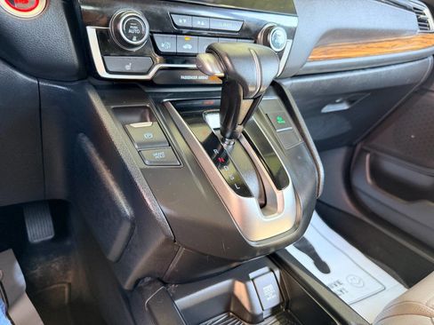 Used 2019 Honda CR-V Touring image 37