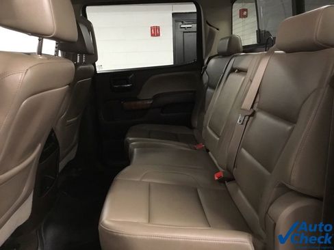 Used 2015 GMC Sierra 2500 SLT w/ Suspension Package, Off-Road image 35