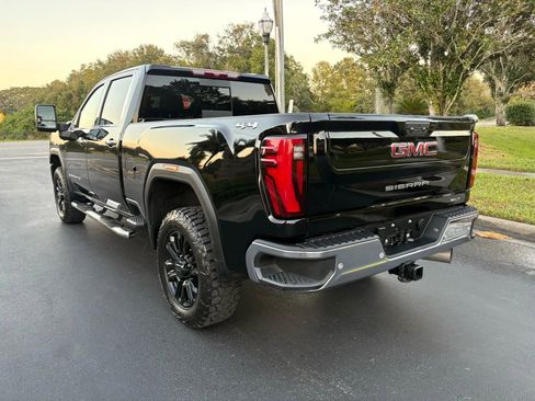 Used 2024 GMC Sierra 2500 SLT w/ SLT Convenience Package image 6