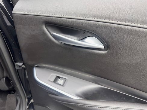 Used 2024 Cadillac XT4 Premium Luxury image 43