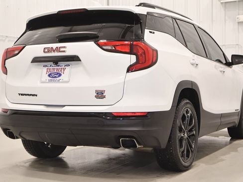 Used 2019 GMC Terrain SLT w/ Preferred Package image 10