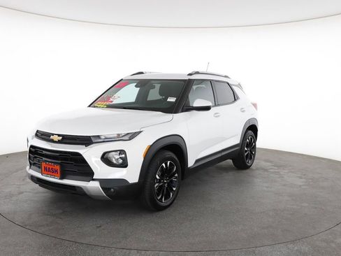 Used 2023 Chevrolet TrailBlazer LT FWD image 5