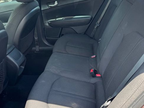 Used 2019 Kia Optima LX FWD image 13
