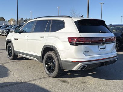 New 2026 Volkswagen Atlas Peak Edition