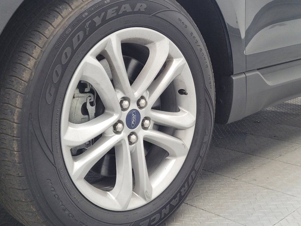 Used 2020 Ford Edge SEL AWD/4WD image 31