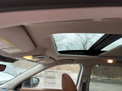 New 2026 Nissan Pathfinder Platinum image 9