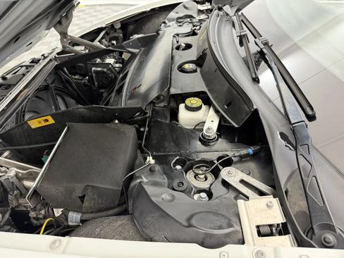 Used 2019 BMW i8 Coupe AWD/4WD image 31