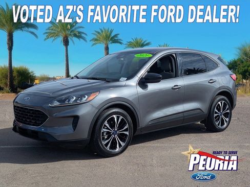 Used 2021 Ford Escape SE w/ SE Sport Appearance Package image 1