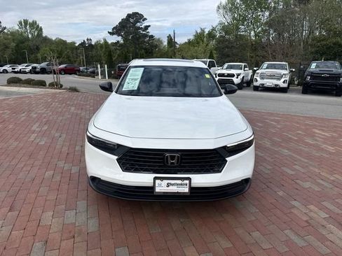 Certified 2024 Honda Accord Sport image 31