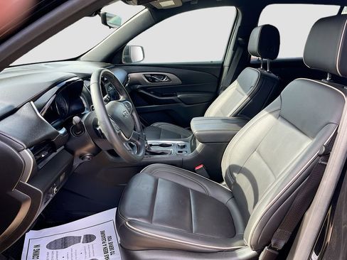 Used 2023 Chevrolet Traverse Premier w/ Redline Edition FWD image 22